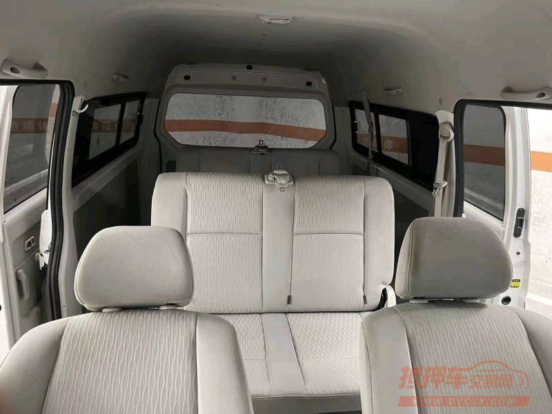 成都22年金杯海狮8