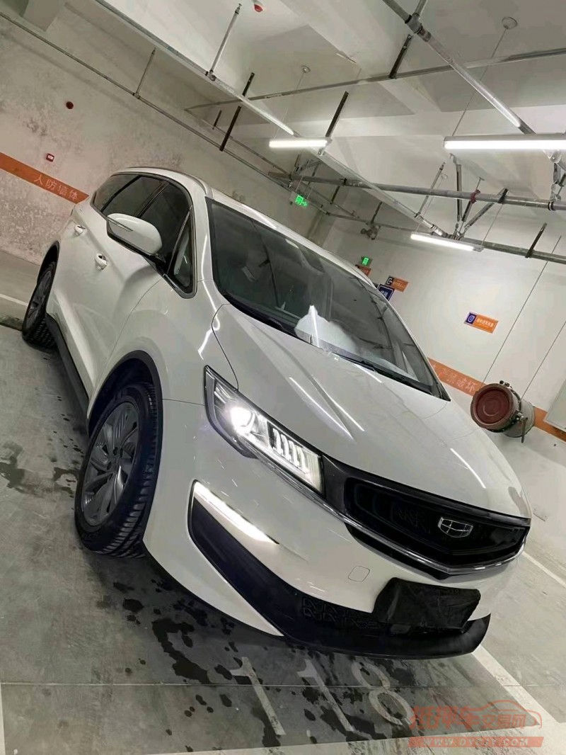 成都21年吉利嘉际2