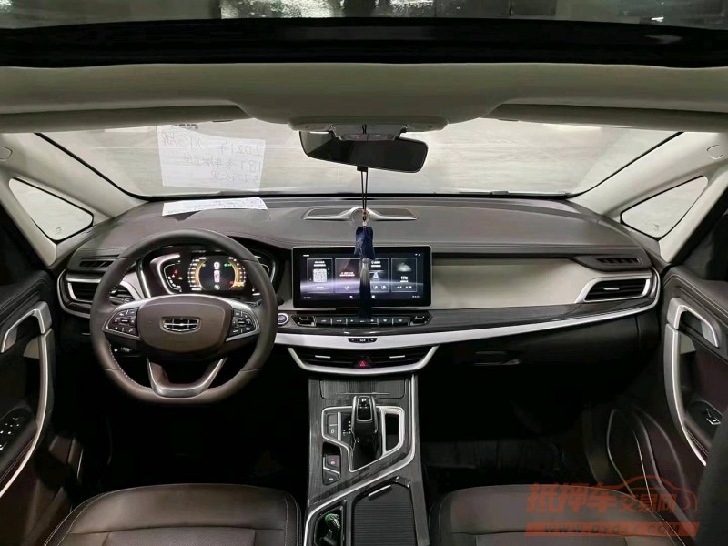 成都21年吉利嘉际9