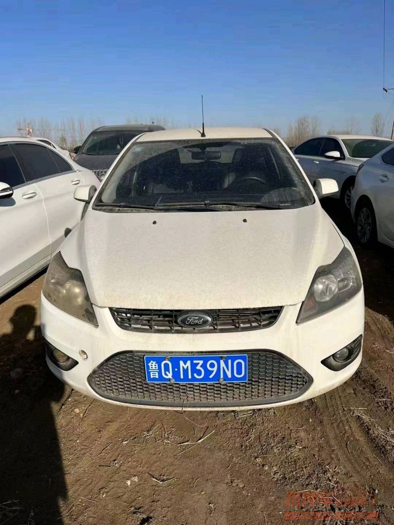 青岛14年福特福克斯1
