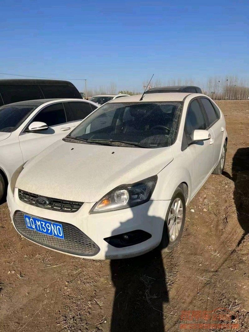 青岛14年福特福克斯2