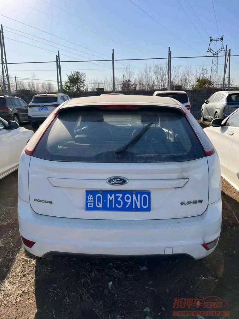 青岛14年福特福克斯9