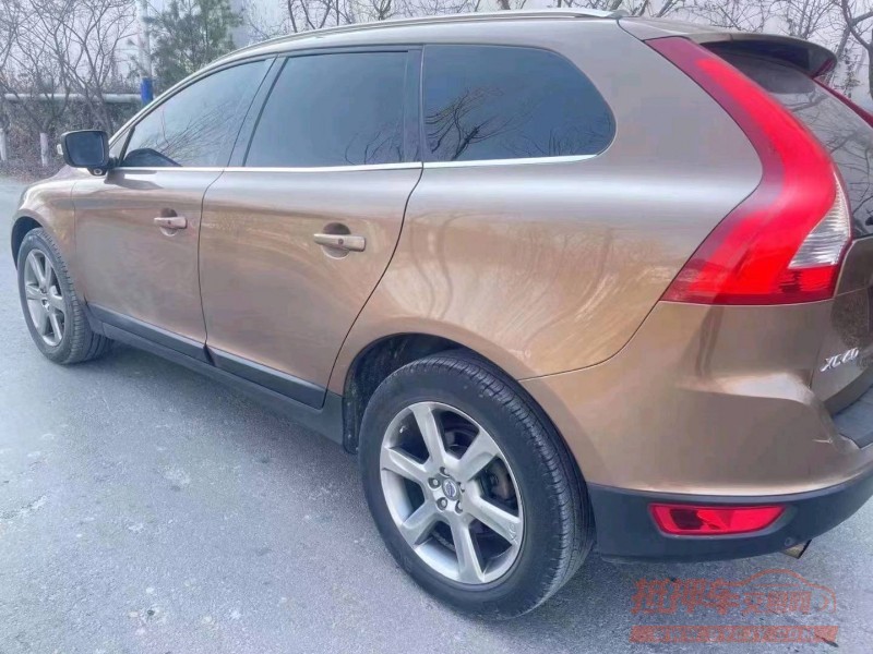 枣庄13年沃尔沃XC605