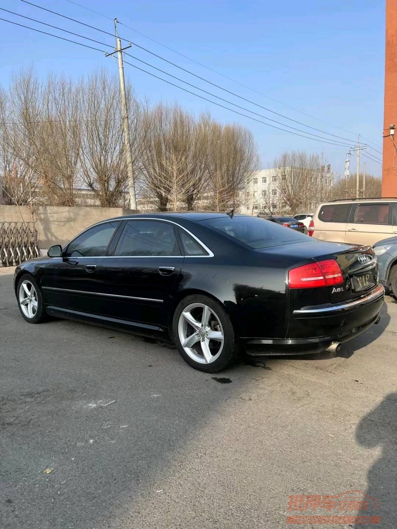沈阳10年奥迪A8L5