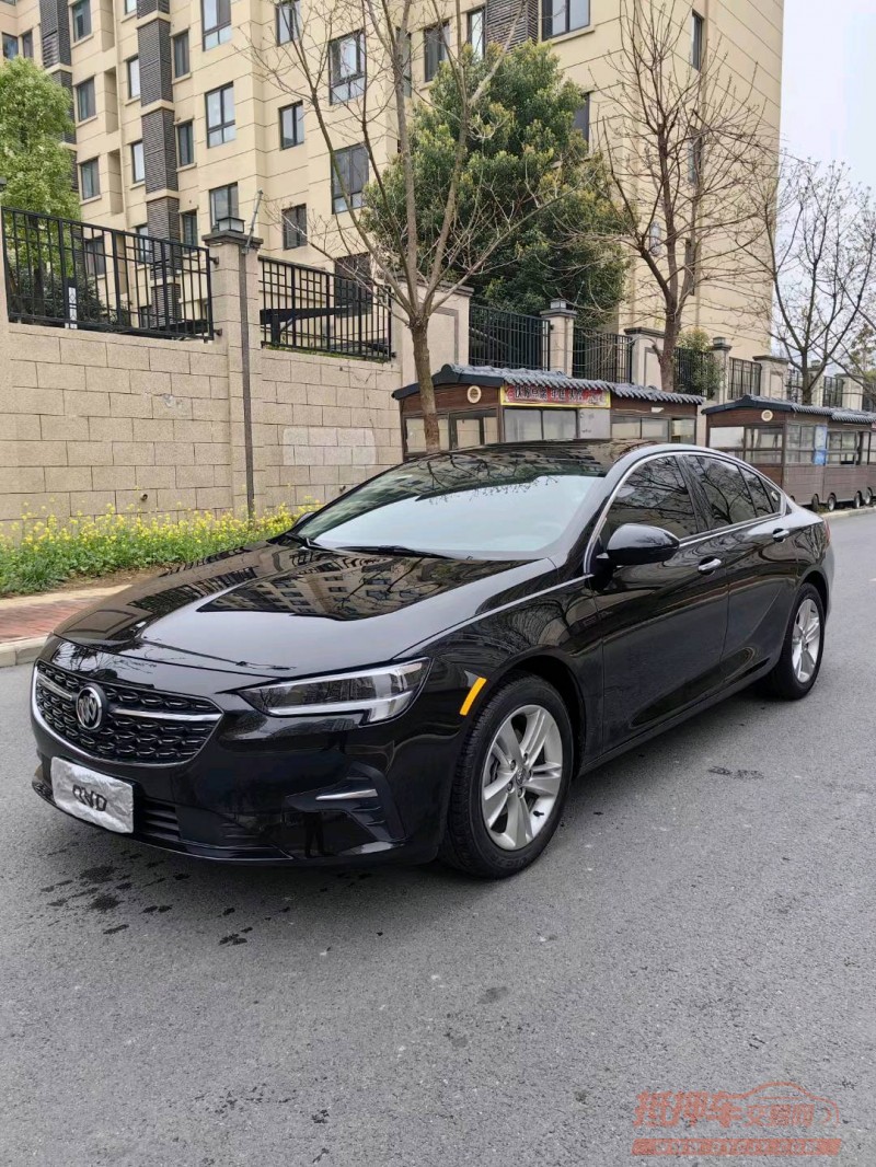 淮南22年别克君威7