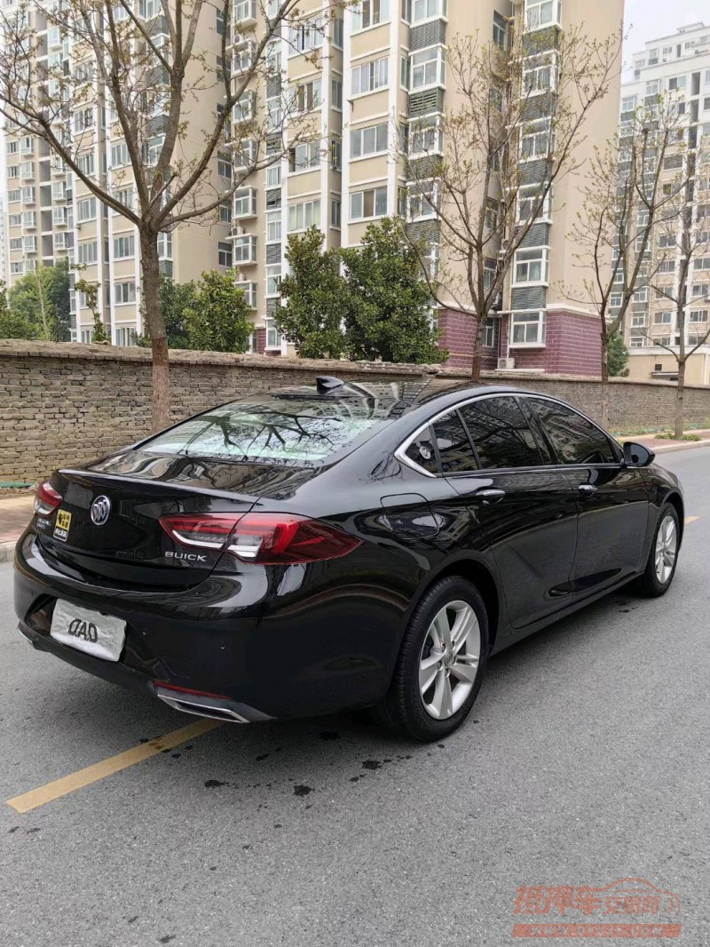 淮南22年别克君威5