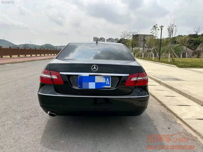 广州12年奔驰E8