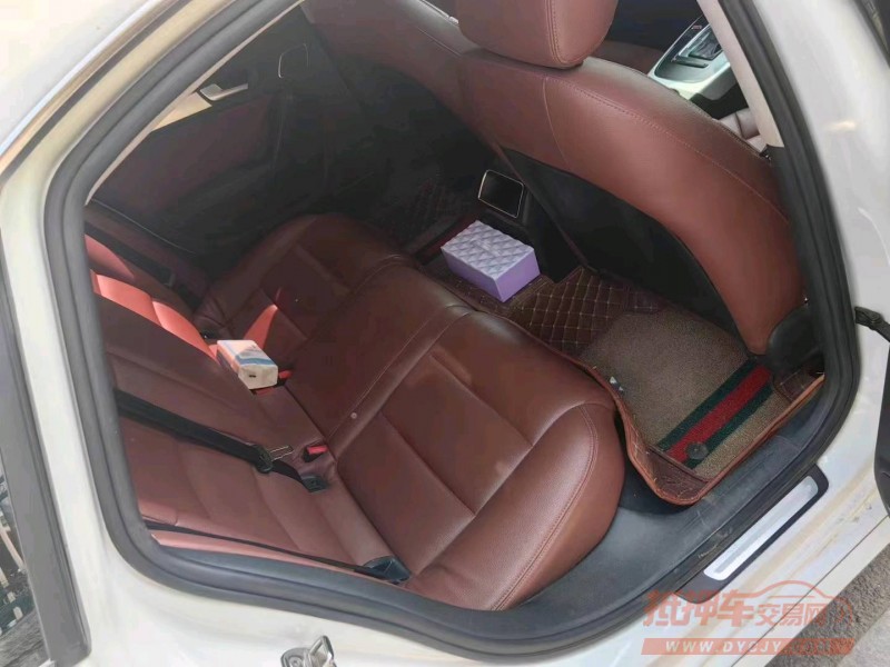 洛陽12年奧迪A4L7
