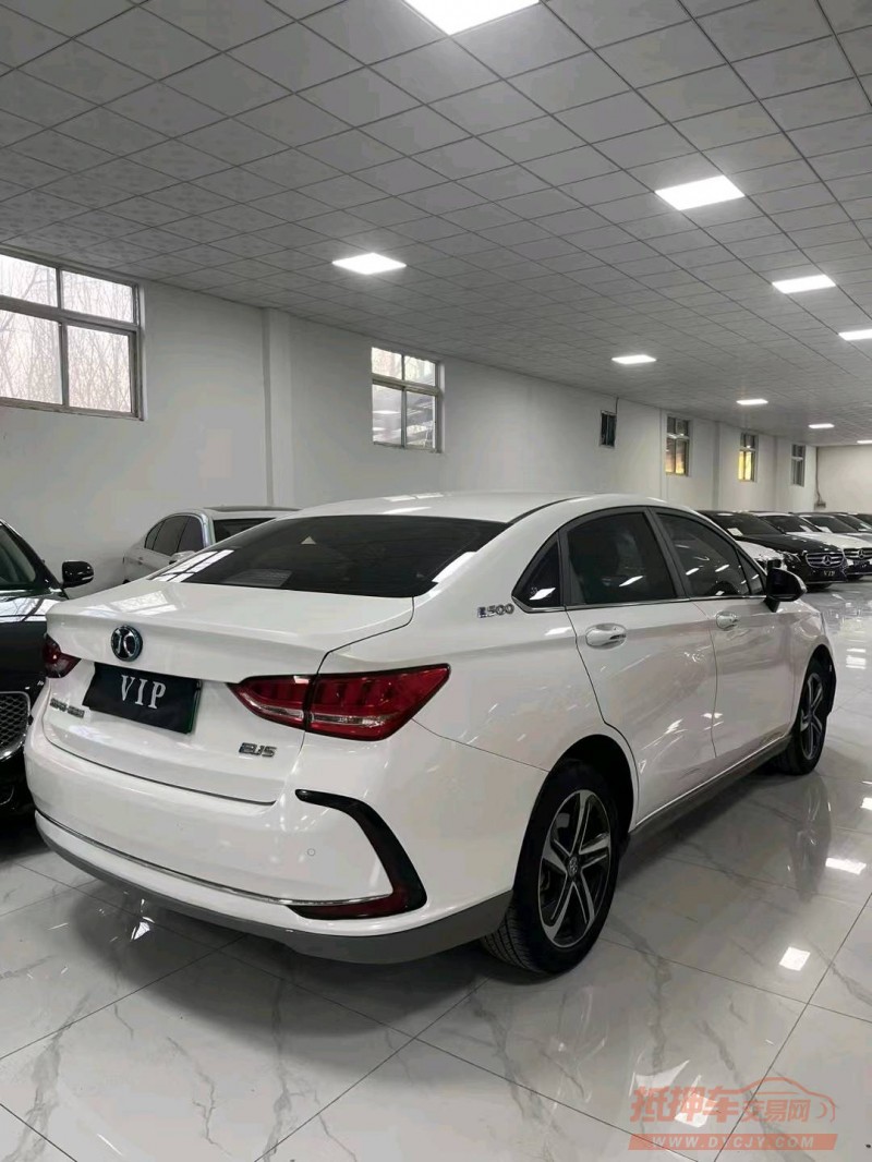 廊坊18年北汽新能源EU系列9