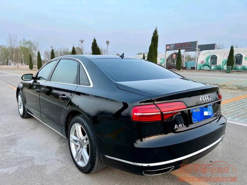 青岛11年奥迪A8L8