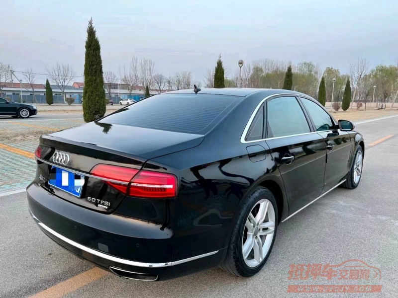 青岛11年奥迪A8L7