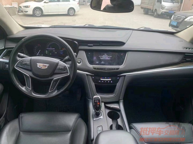珠海17年凯迪拉克XT58