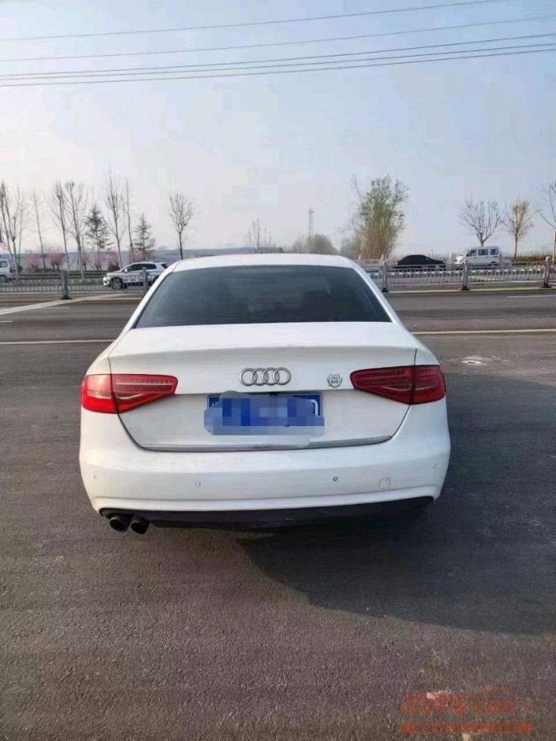 青岛13年奥迪A4L9