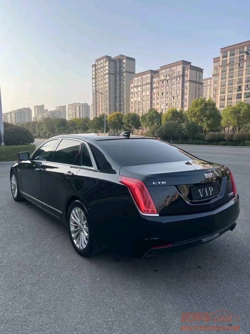 淮南17年凯迪拉克CT64