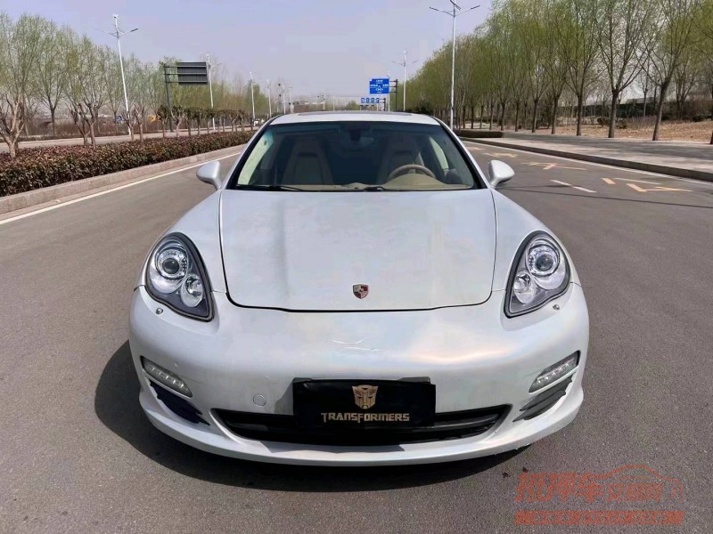 枣庄10年保时捷帕拉梅拉1
