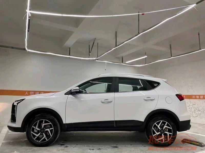 成都23年江淮思皓3