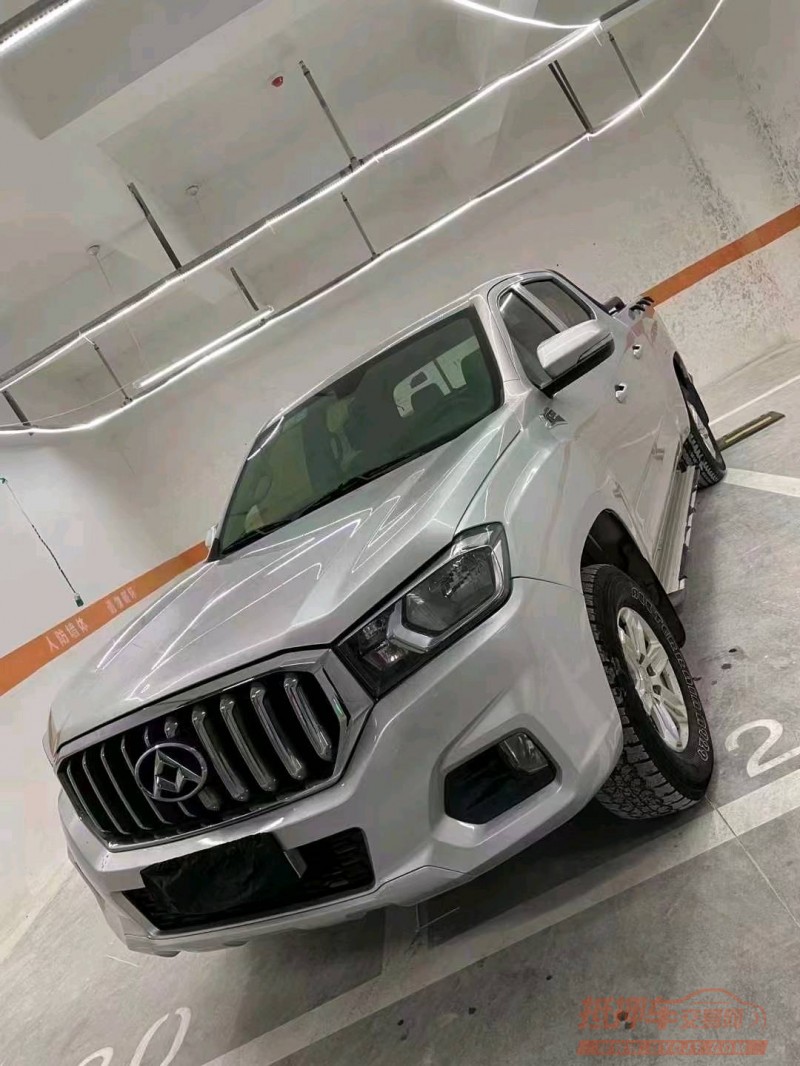 成都17年大通T602