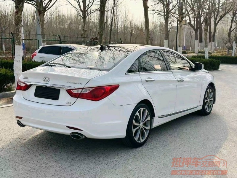 聊城17年现代索纳塔八7