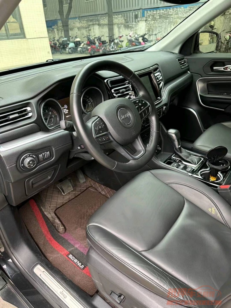广州18年Jeep指挥官7