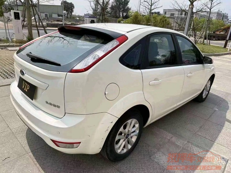 珠海16年福特福克斯4