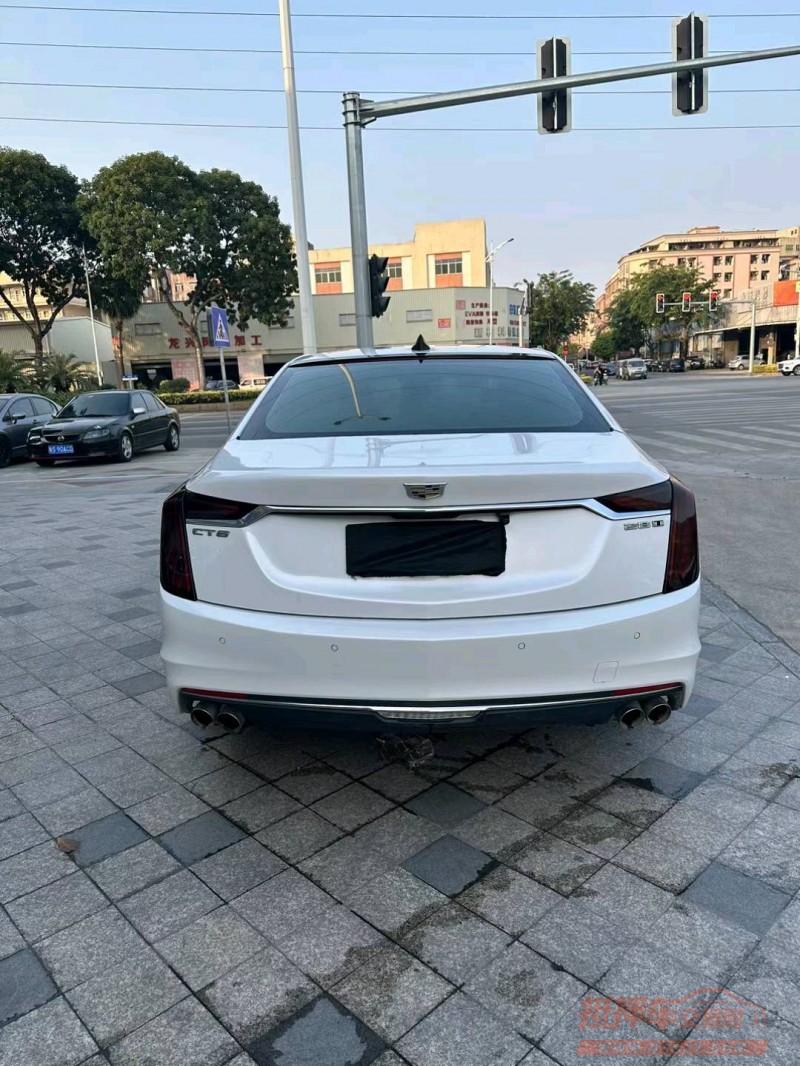 珠海19年凯迪拉克CT68