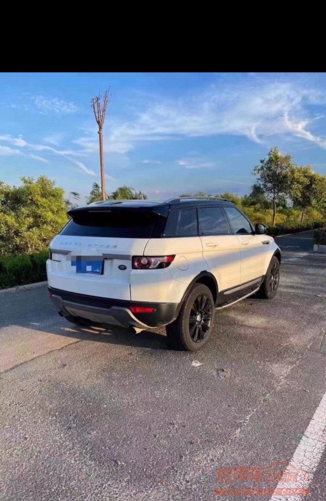 保定15年路虎极光7