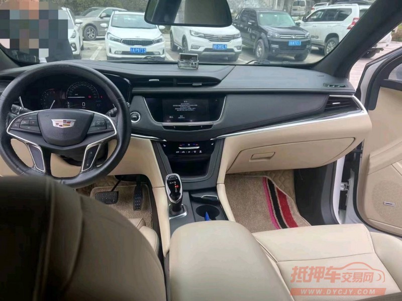 重庆16年凯迪拉克XT53