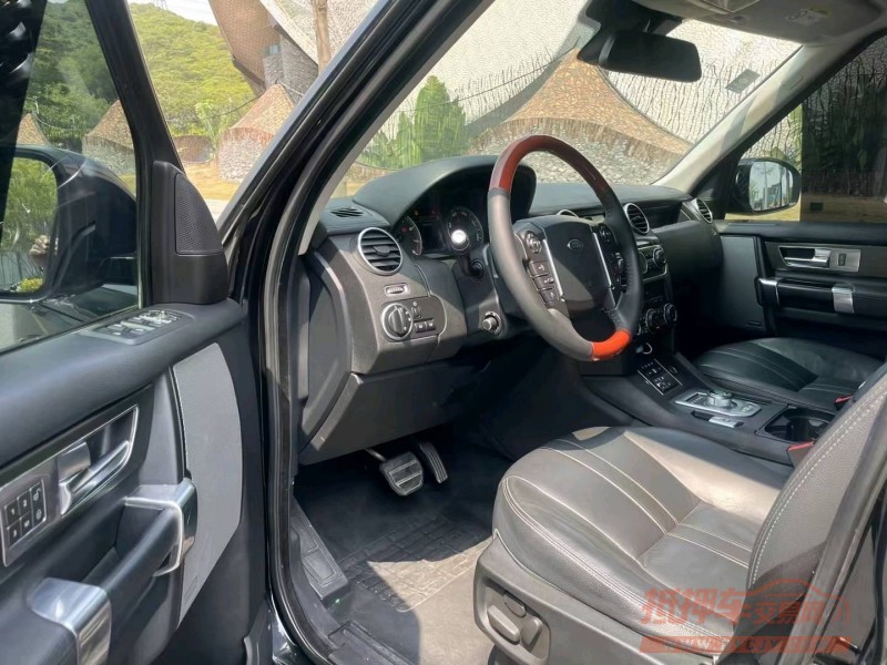 广州16年路虎发现3