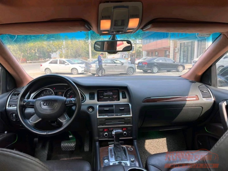 北京13年奥迪Q73