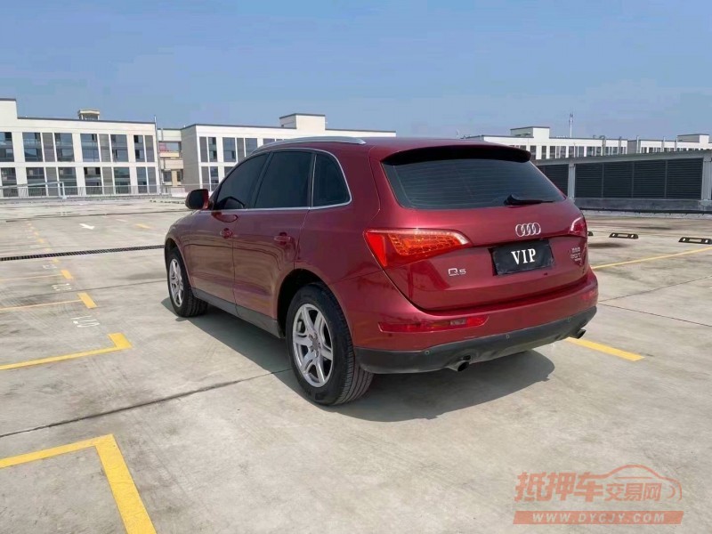 嘉兴12年奥迪Q54