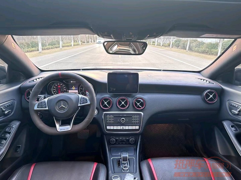 徐州19年奔驰CLA4