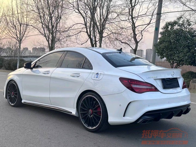 徐州19年奔驰CLA7