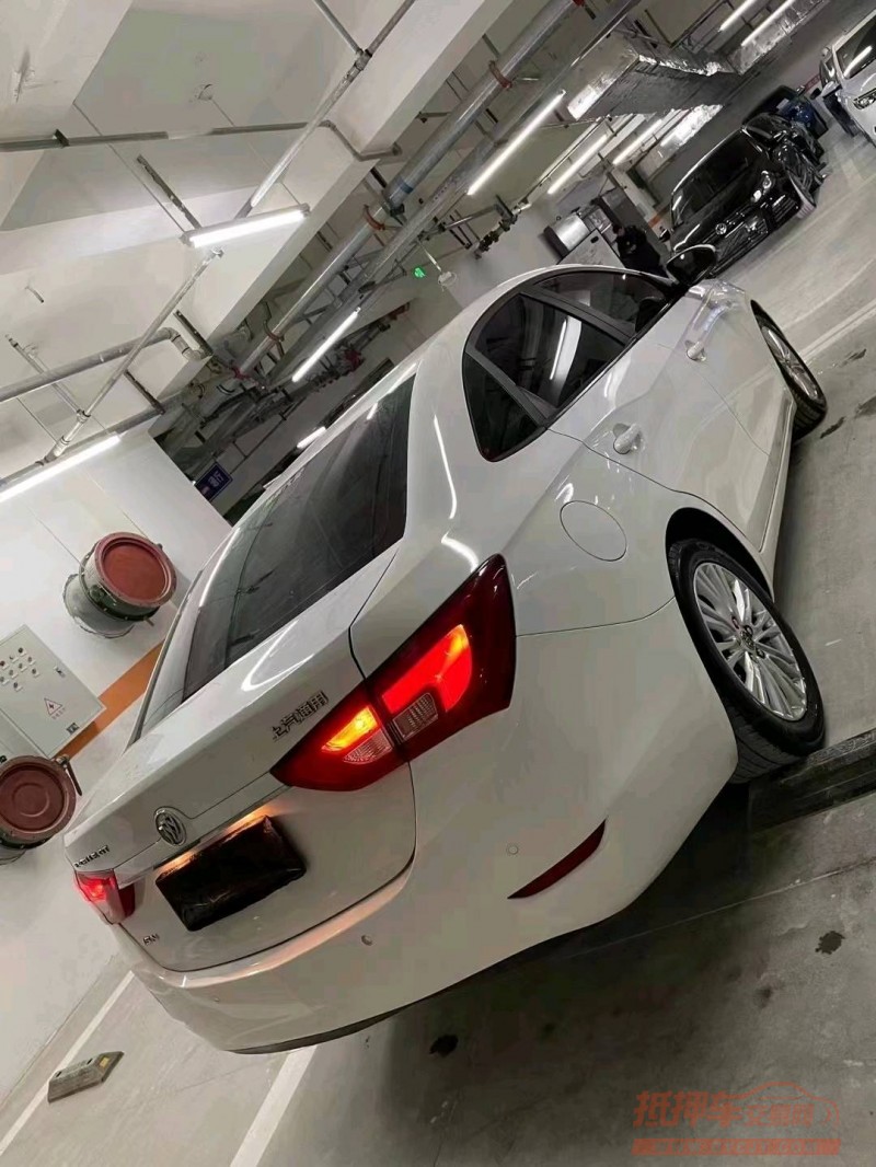 成都17年别克英朗4