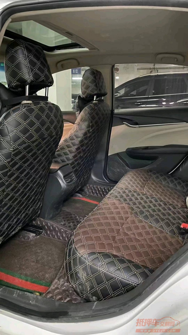 成都17年别克英朗7