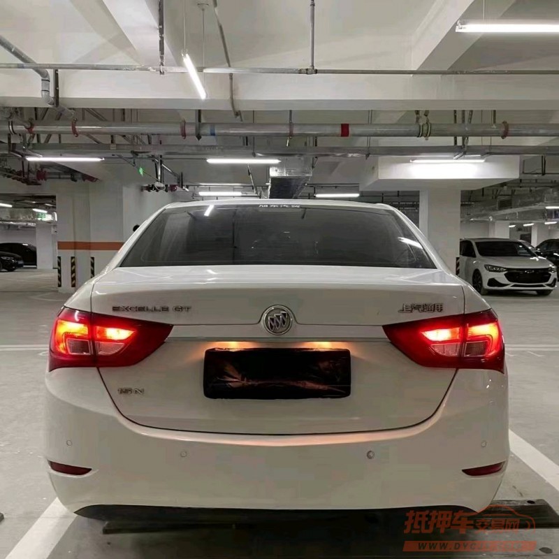 成都17年别克英朗6