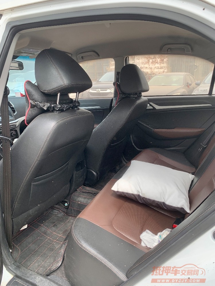 佛山17年吉利远景2