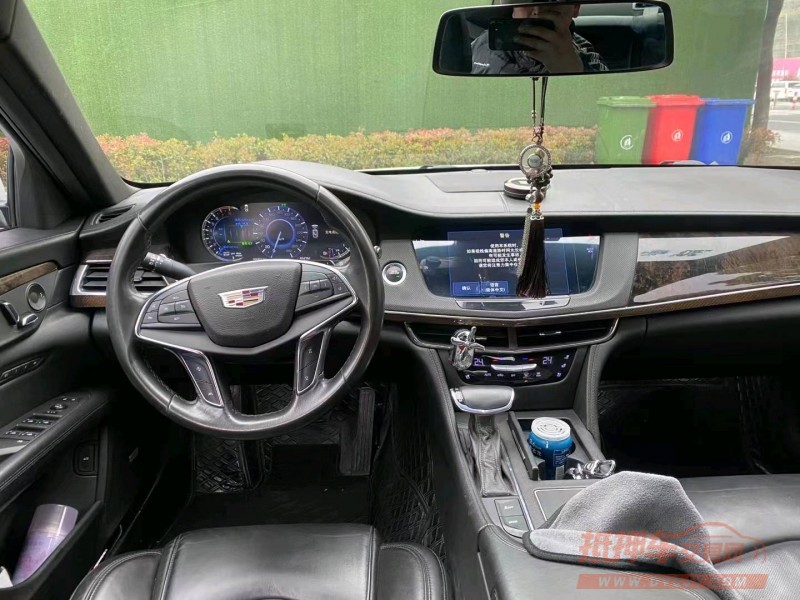 淮南17年凯迪拉克CT65