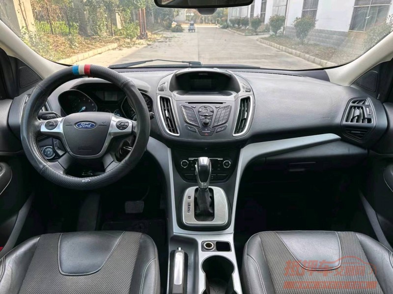 盐城15年福特翼虎6