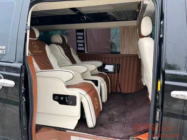 盐城15年奔驰威霆3