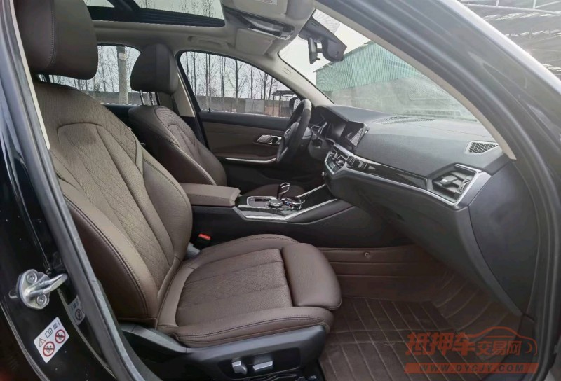 北京22年宝马3系2