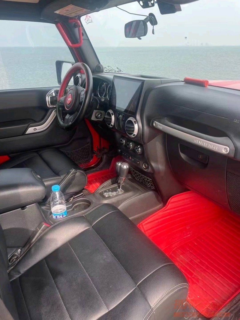 枣庄12年Jeep牧马人8