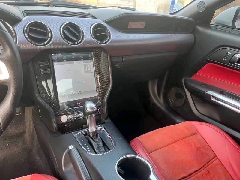 东营17年福特野马6