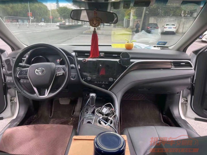 宜昌20年丰田凯美瑞2
