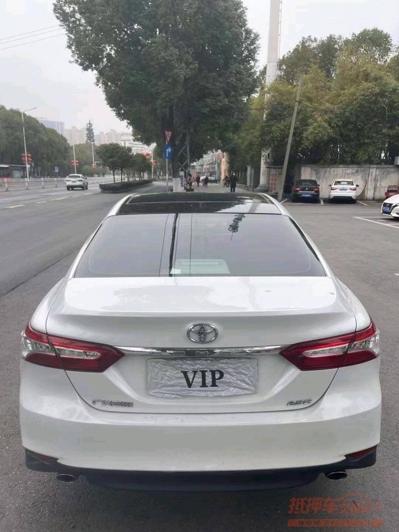 宜昌20年丰田凯美瑞5