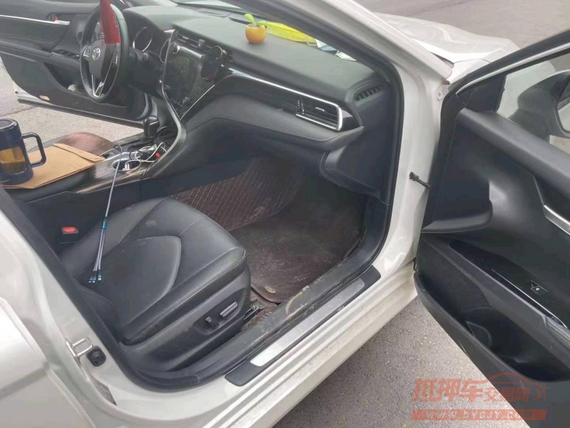 宜昌20年丰田凯美瑞9