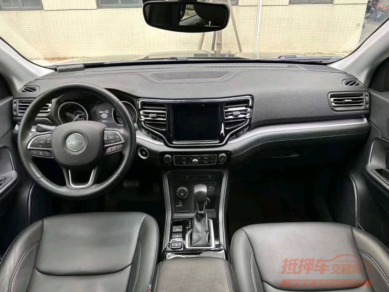 珠海18年Jeep大切诺基2
