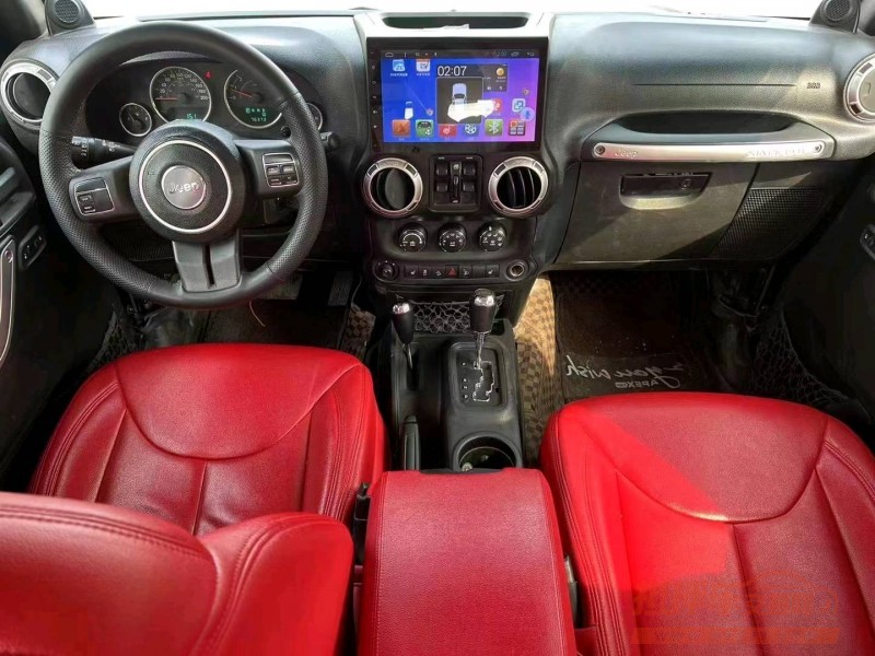 枣庄12年Jeep牧马人9