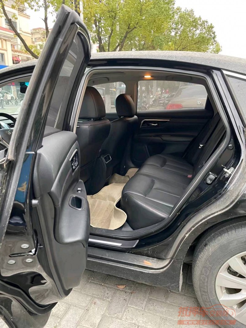 淮南18年日产天籁5