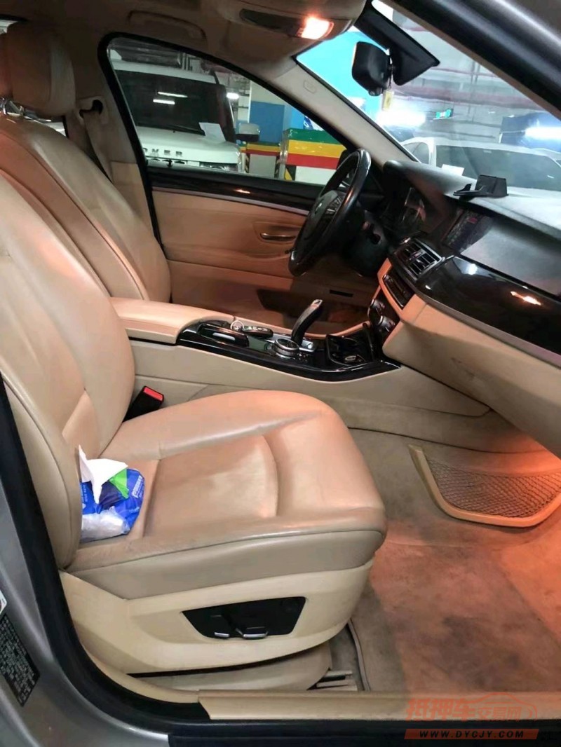 重庆13年宝马5系4