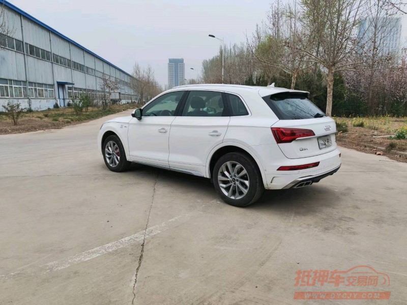 北京22年奥迪Q57